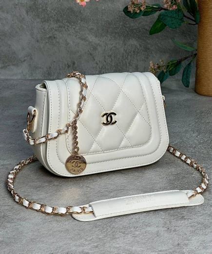 chanel mont kadın|Shopping Bags .